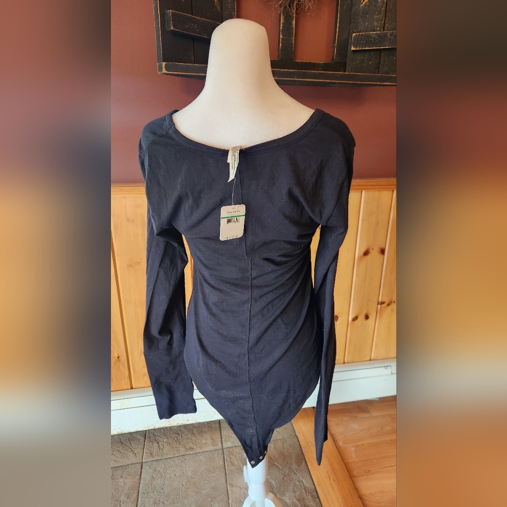 Free People Intimately Yours Black Scoop Neck Long Sleeve Body Suit Size Large - Picture 4 of 9